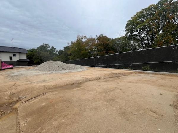 生駒郡斑鳩町龍田南６丁目の土地