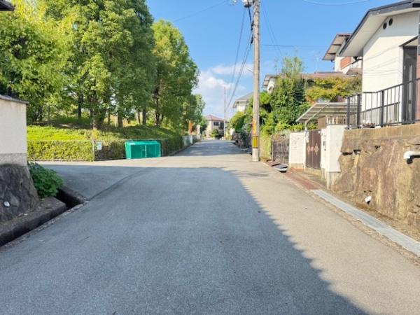 北葛城郡上牧町桜ケ丘１丁目の土地