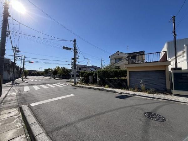 磯城郡川西町大字結崎の土地(前面道路含む現地写真)
