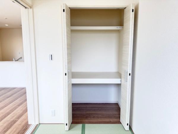 北葛城郡広陵町萱野 3号棟 新築戸建(収納)