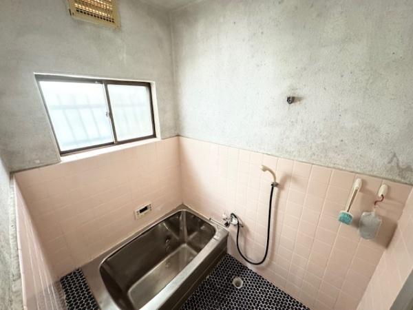 香芝市磯壁1丁目の中古一戸建て(バス)