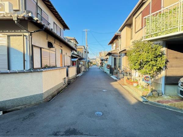 生駒郡斑鳩町目安４丁目の中古一戸建て