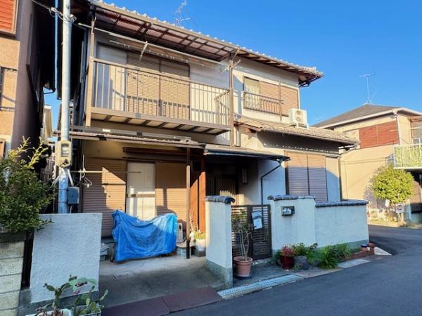 生駒郡斑鳩町目安４丁目の中古一戸建て