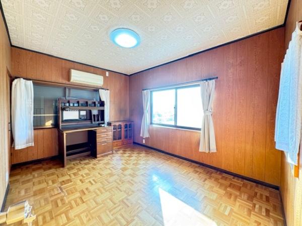 香芝市関屋北７丁目の中古一戸建て