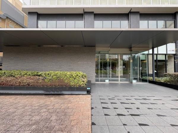 ルネッサなんばタワー