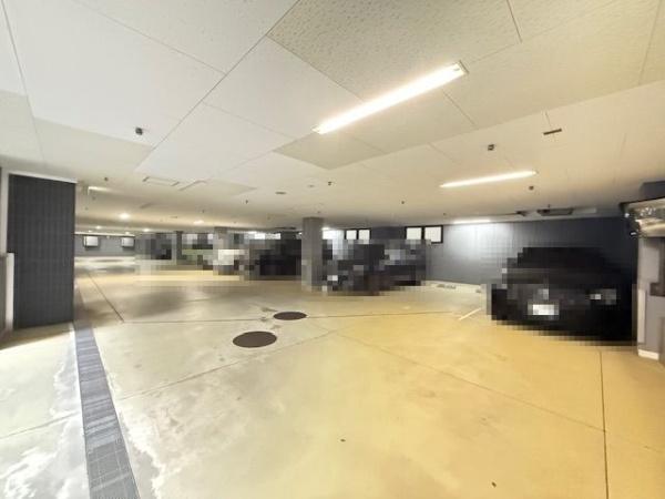 ルネッサなんばタワー