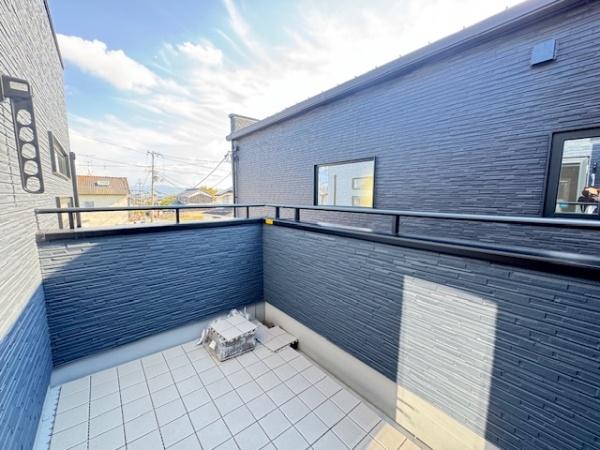 生駒郡斑鳩町龍田南5丁目　新築戸建　2号棟