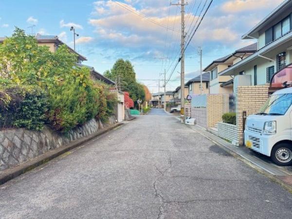 北葛城郡上牧町桜ケ丘１丁目の土地