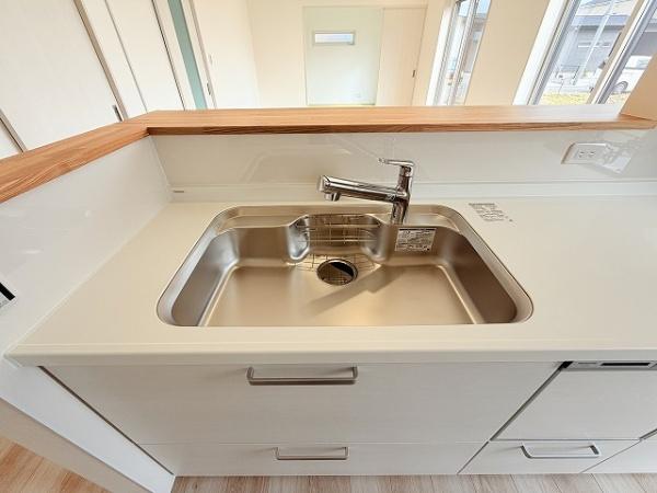 大和高田市大字西坊城　3号地　新築戸建