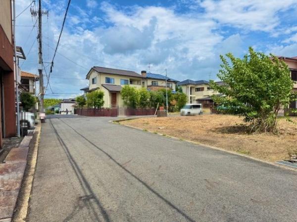 北葛城郡上牧町松里園２丁目の土地