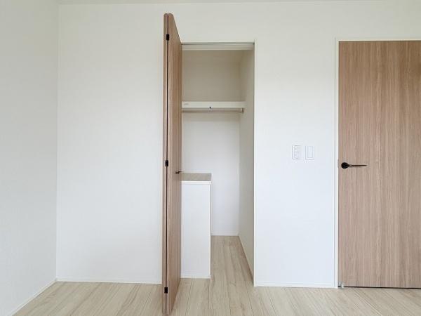 橿原市菖蒲町2丁目　2号棟　新築戸建