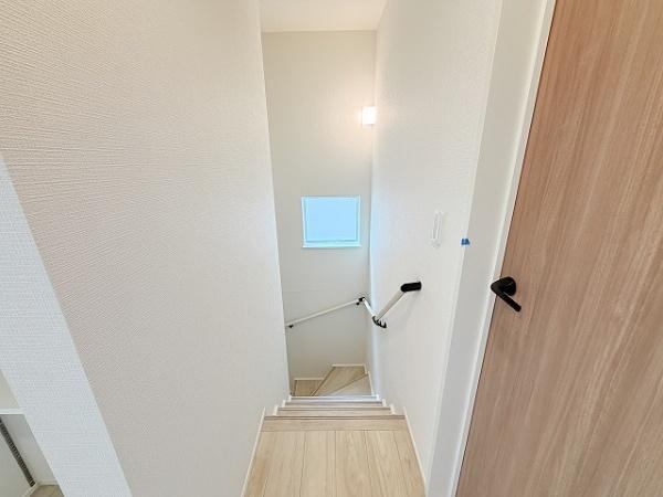 橿原市菖蒲町2丁目　2号棟　新築戸建