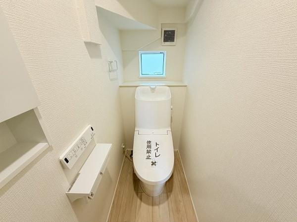 橿原市菖蒲町2丁目　2号棟　新築戸建