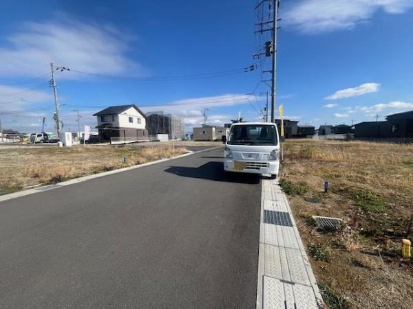 北葛城郡広陵町大字三吉の土地