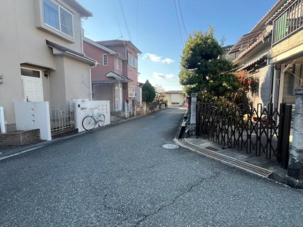 北葛城郡上牧町松里園３丁目の中古一戸建て