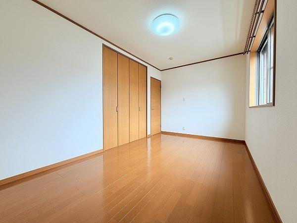 天理市櫟本町の中古一戸建て