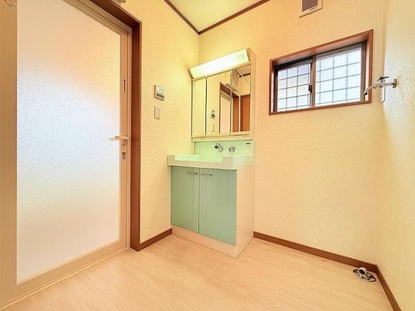 天理市櫟本町の中古一戸建て