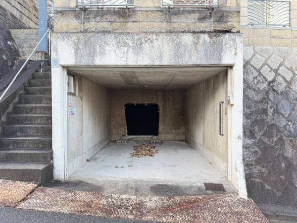 北葛城郡王寺町本町３丁目の中古一戸建て