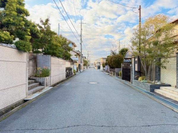 香芝市西真美3丁目　売土地