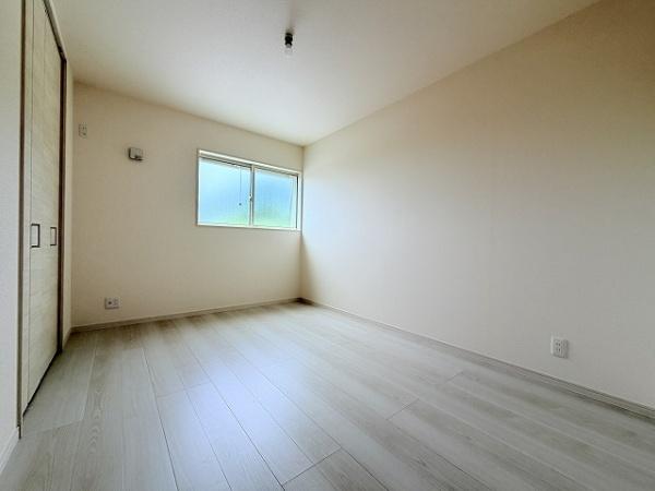 天理市丹波市町3期　2号棟　新築戸建