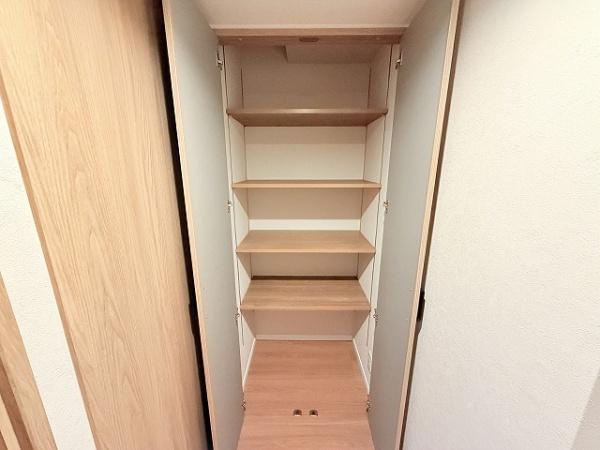 サントゥール八木