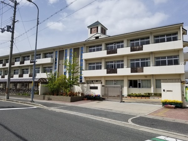 香芝市旭ケ丘５丁目の中古一戸建て(香芝北中学校)