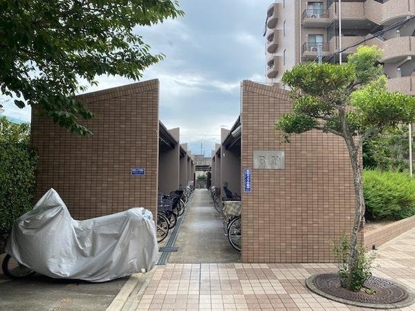 朝日プラザシティ南大和イーストウイングA棟