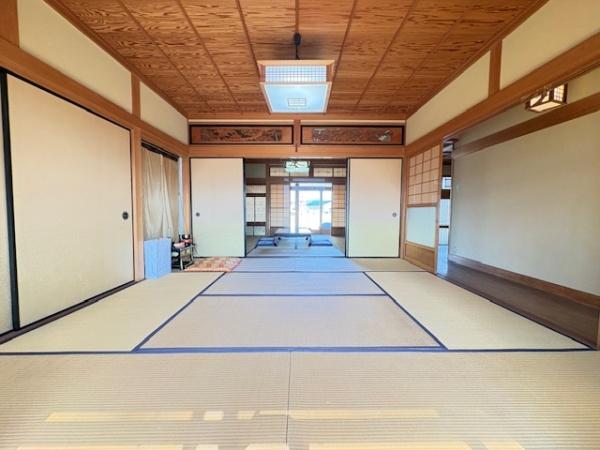 橿原市上飛騨町　中古戸建（平屋建）