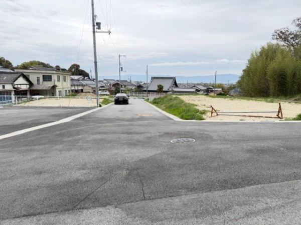 北葛城郡広陵町大字三吉の土地
