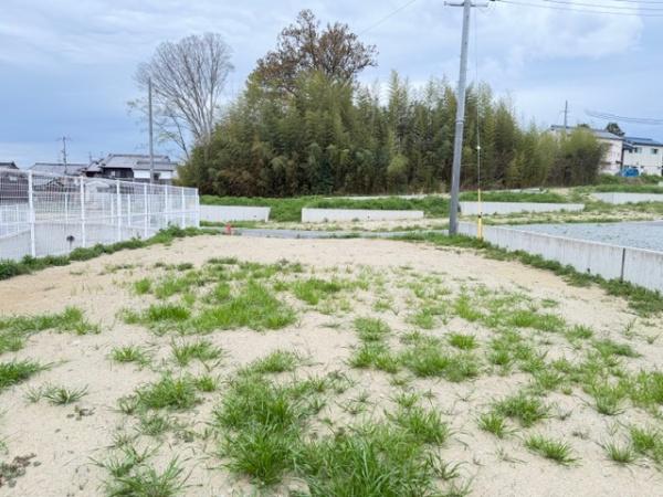 北葛城郡広陵町大字三吉の土地
