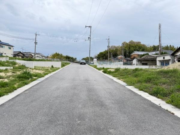 北葛城郡広陵町大字三吉の土地