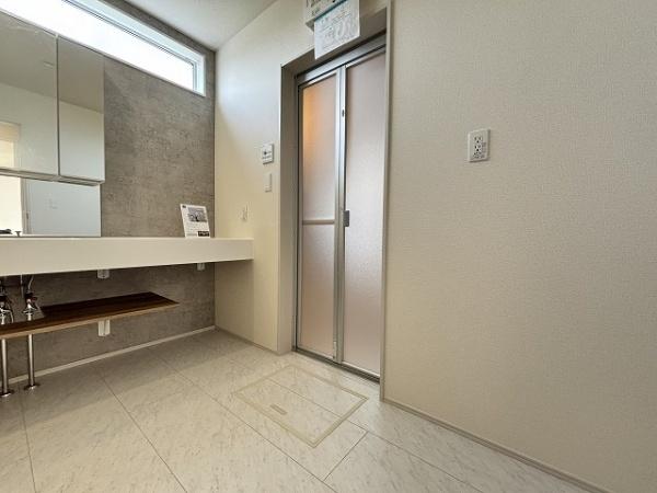 大和高田市曽大根2丁目　新築戸建