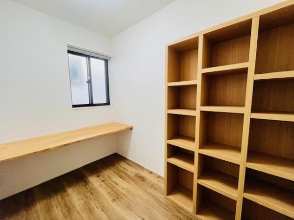 香芝市西真美２丁目の中古一戸建て