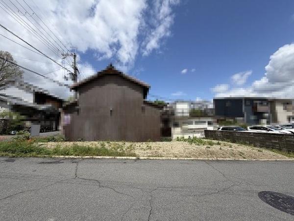 橿原市小房町の土地