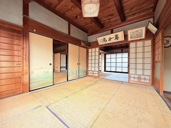 橿原市鳥屋町の中古一戸建て
