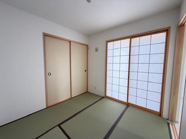 生駒郡第4斑鳩町目安北1丁目　新築戸建　2号棟
