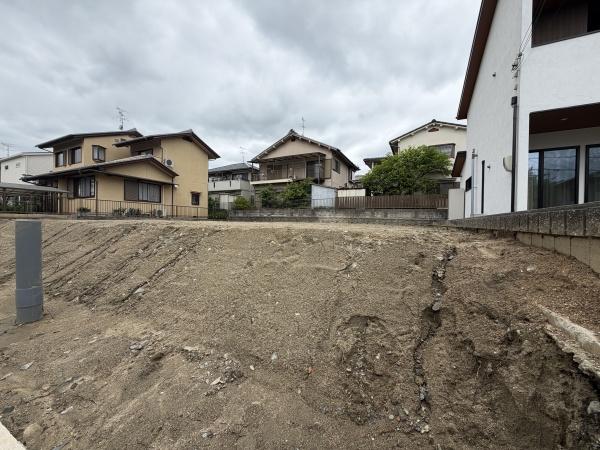 生駒郡斑鳩町龍田西３丁目の土地