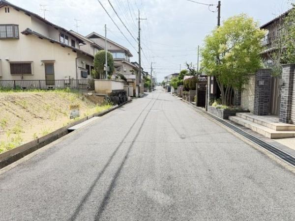 香芝市西真美３丁目の土地