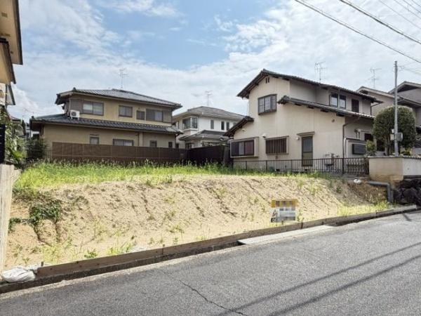 香芝市西真美３丁目の土地