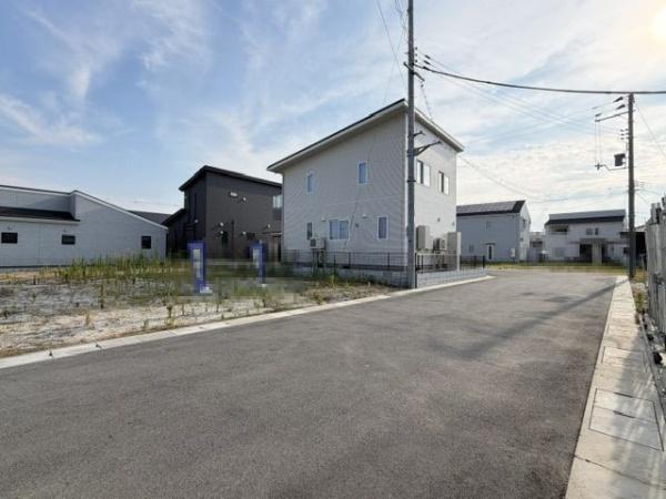 北葛城郡広陵町大字三吉の土地