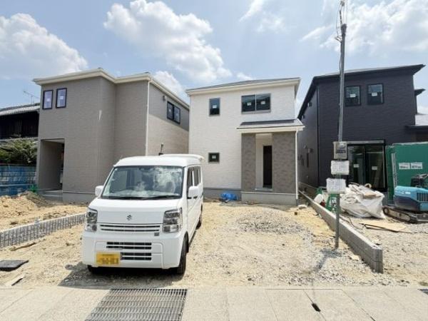 香芝市上中　新築戸建　1期2号棟