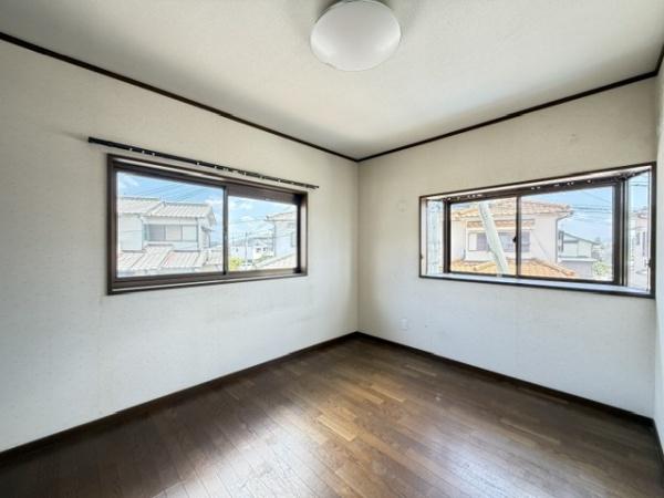 香芝市磯壁４丁目の中古一戸建て