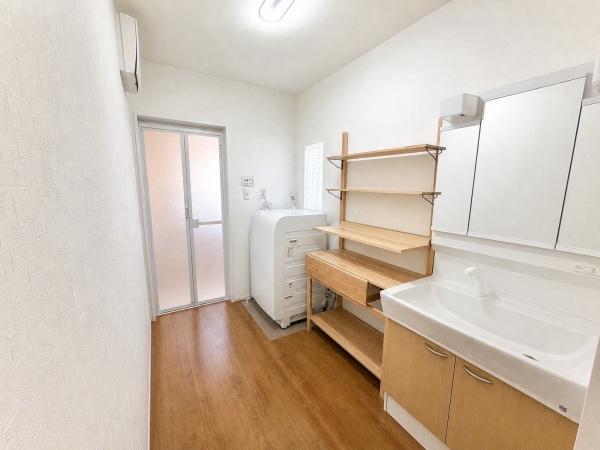 生駒郡斑鳩町服部２丁目の中古一戸建て
