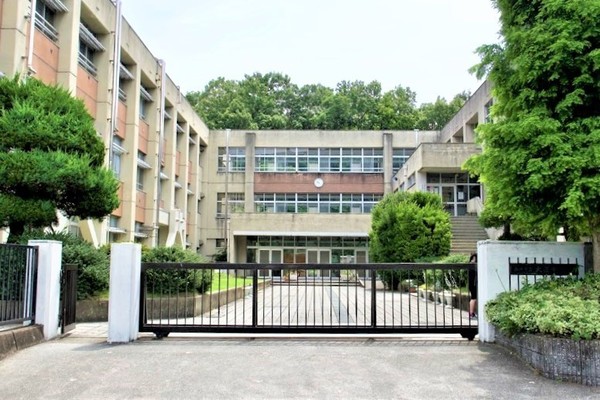 葛城市辨之庄　新築戸建　2号棟(新庄中学校)