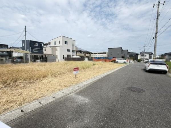 香芝市すみれ野１丁目の土地
