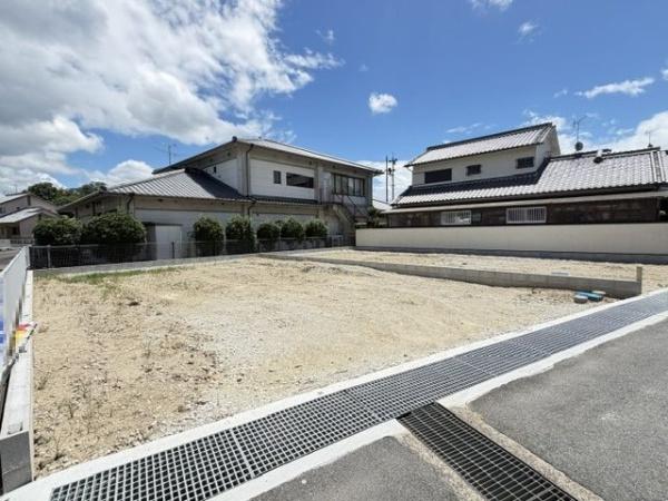 生駒郡斑鳩町龍田西4丁目　5期　新築戸建　1号棟