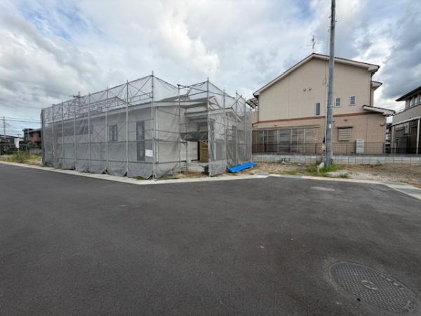 葛城市辨之庄　新築戸建　2号棟