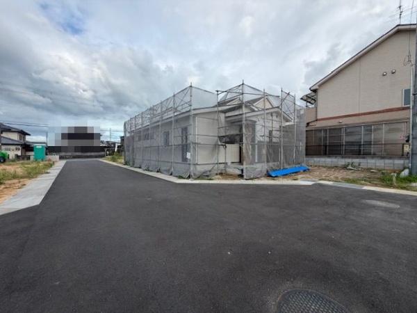 葛城市辨之庄　新築戸建　2号棟