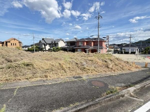 香芝市旭ケ丘５丁目の土地