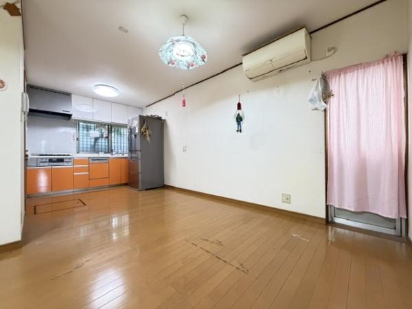 北葛城郡上牧町服部台４丁目の中古一戸建て